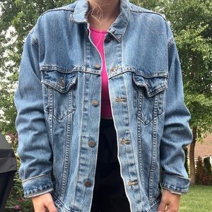 Levi’s Jean jacket size large